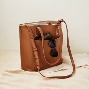 VEGAN LEATHER 2-IN-1 EVERYDAY TOTE